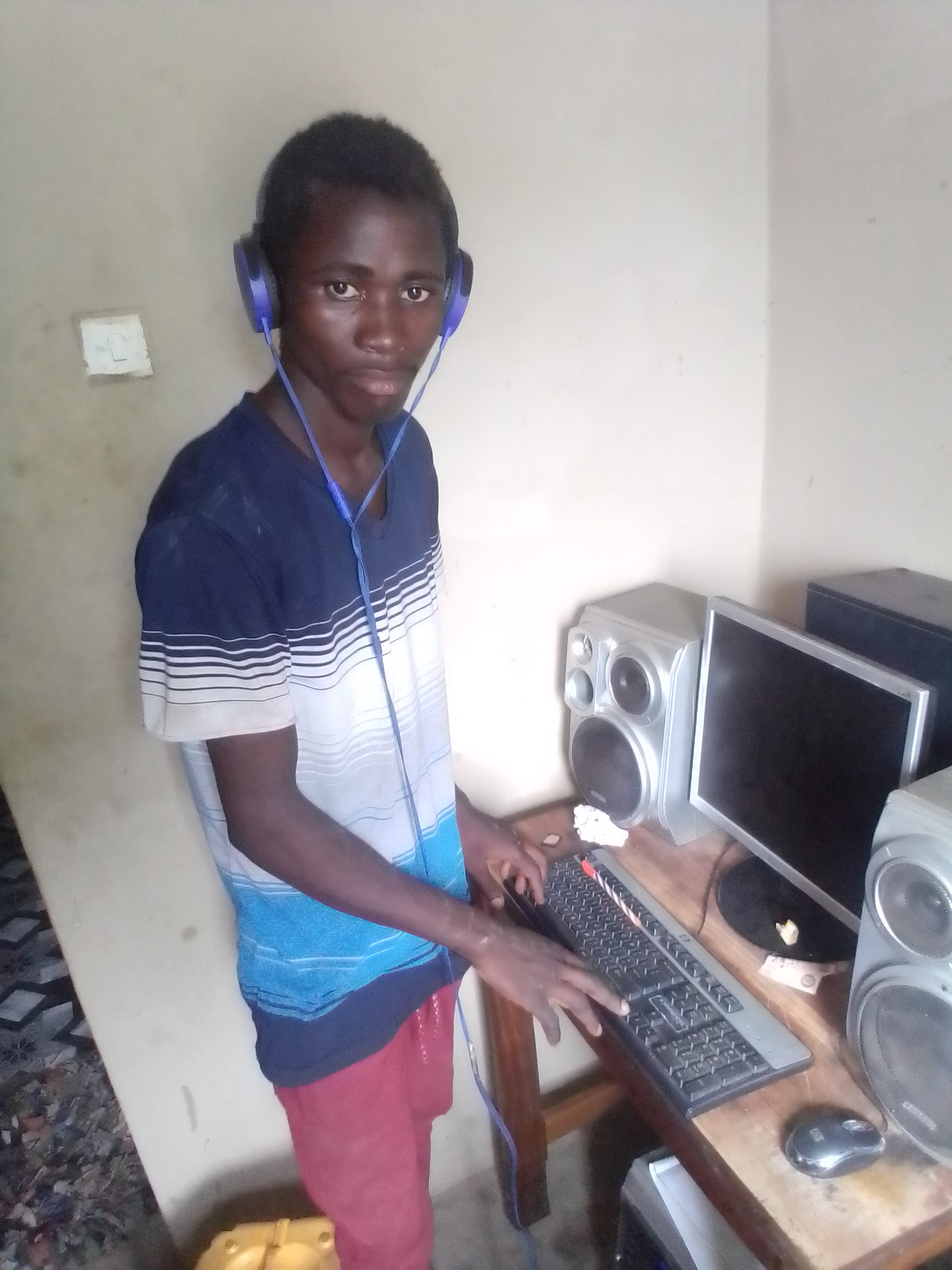 Man JoJo - mukiti wa Dorcas