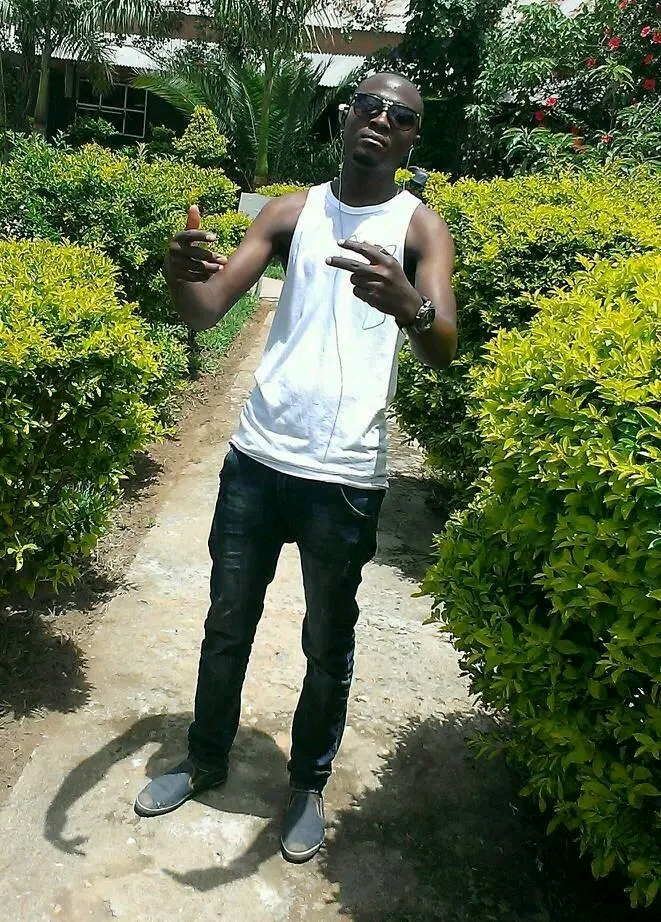 Sau G ft Y Dizo Trapping - Linyazi